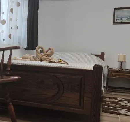 Стаи Хотелски Тип Зора 아파트 *